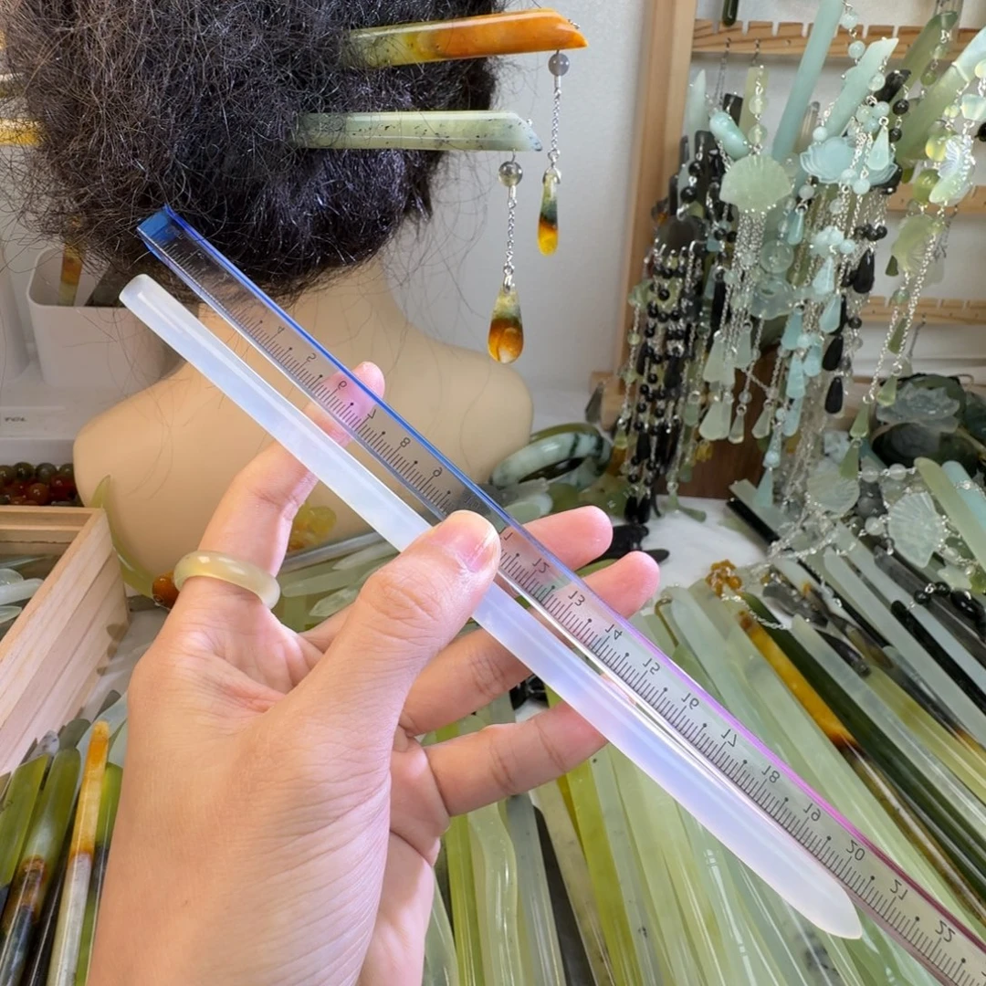 蛇纹石玉未镶嵌发饰