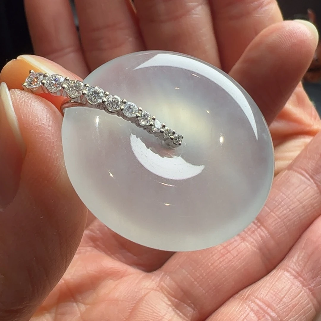 颈饰18K金镶嵌翡翠缅料天然翡翠A货