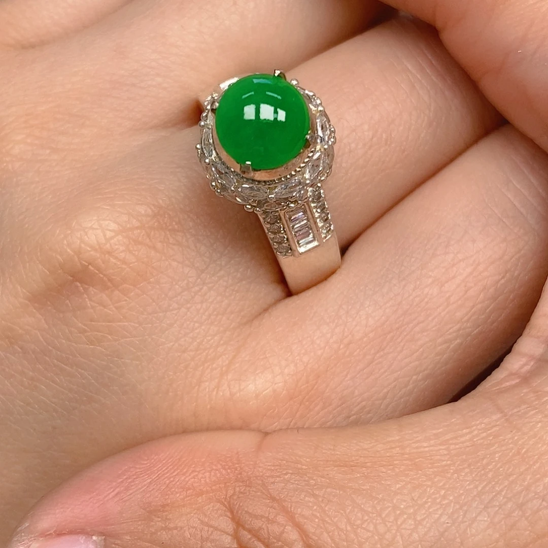 翡翠戒指未镶嵌翡翠