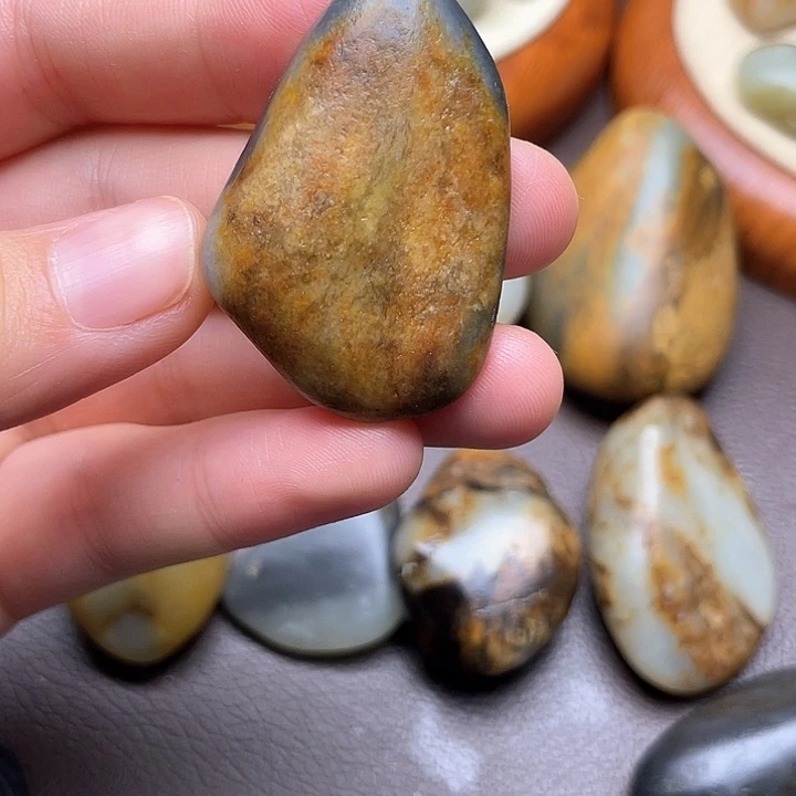 和田玉未镶嵌颈饰17