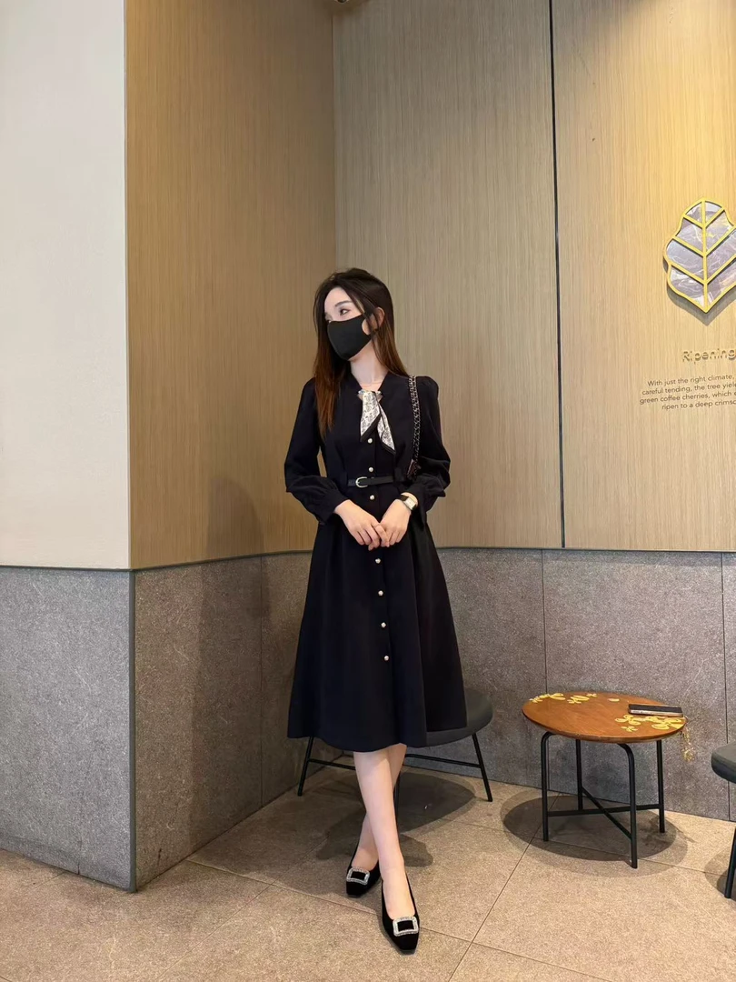 【DL高端定制】新款女装设计感丝巾领口显瘦连衣裙