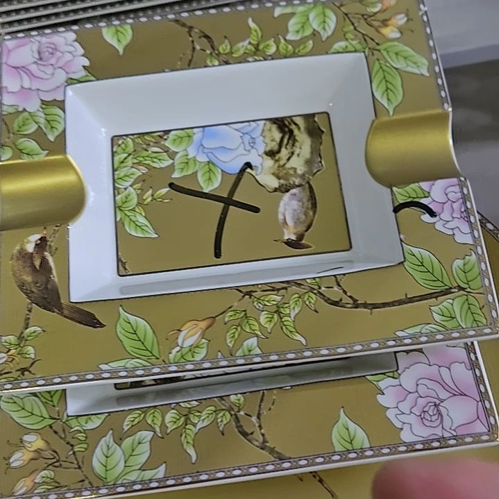 瓷片微瑕琴瑟和鸣烟缸2个6666666