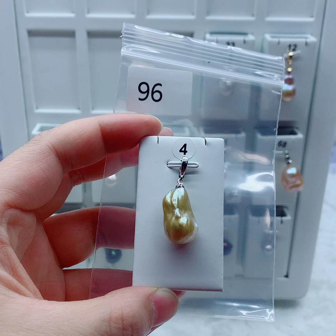 淡水珍珠合金吊坠(不含链)