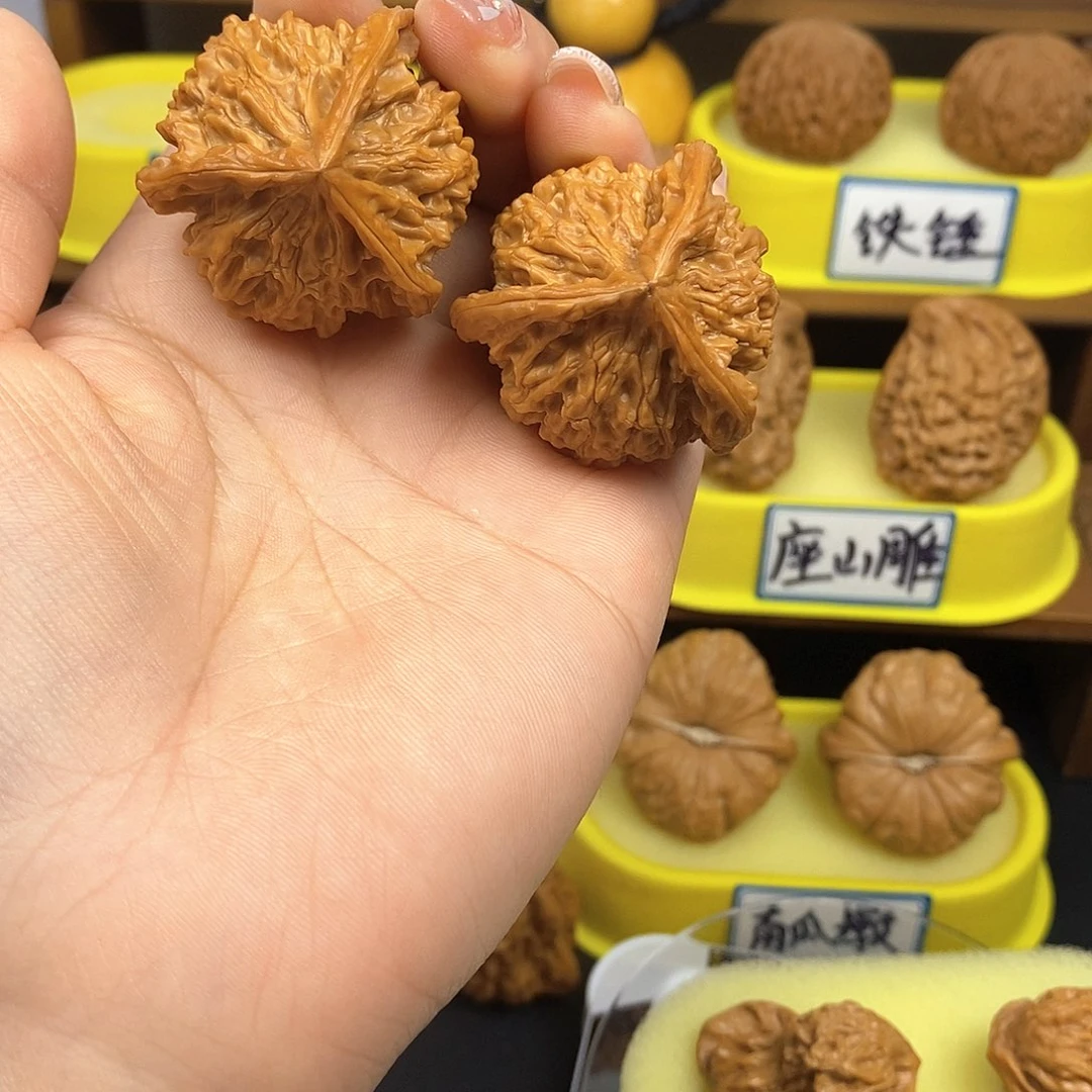 核桃盘山三棱 文玩/木作/... 文玩把件/