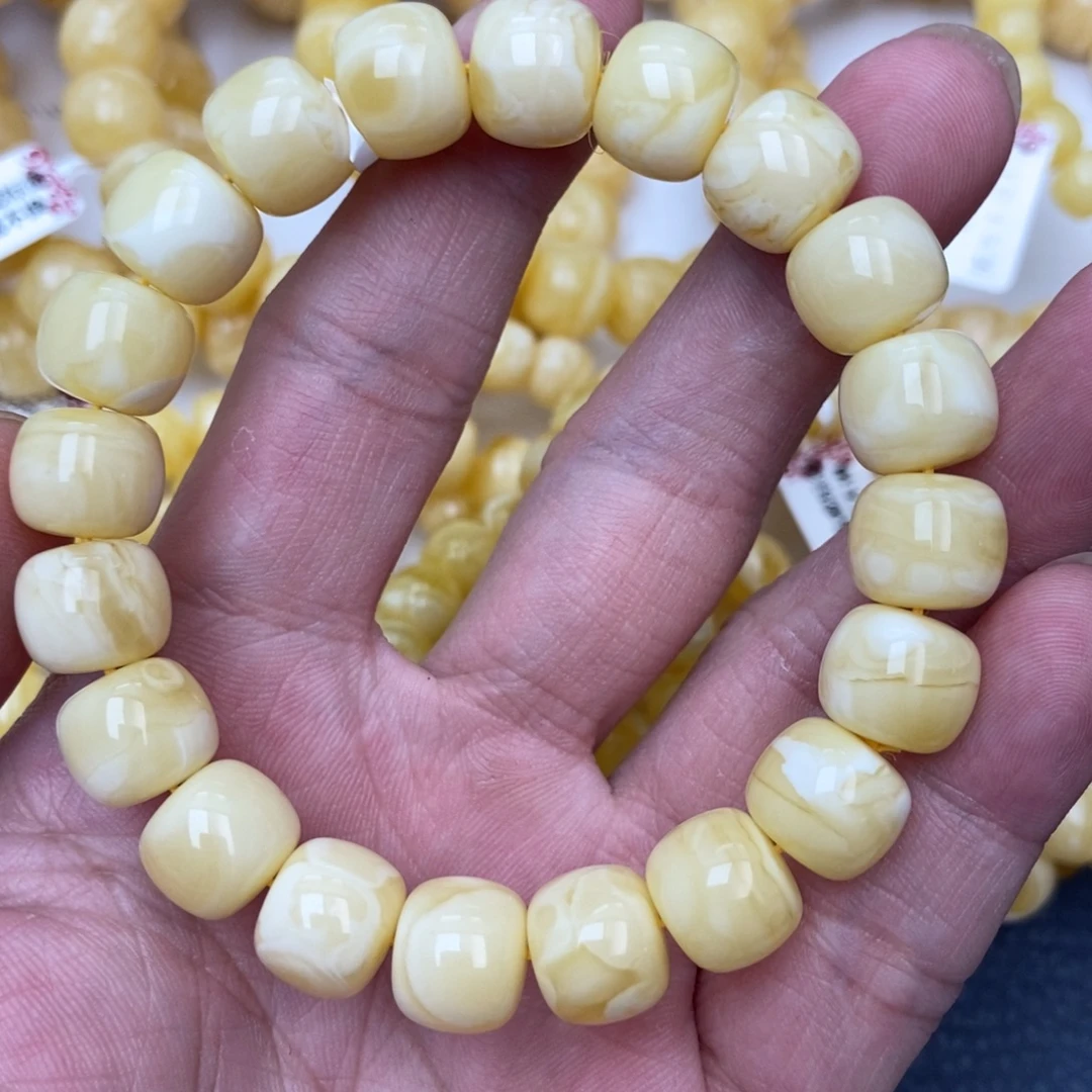 琥珀未镶嵌珠宝奇石18