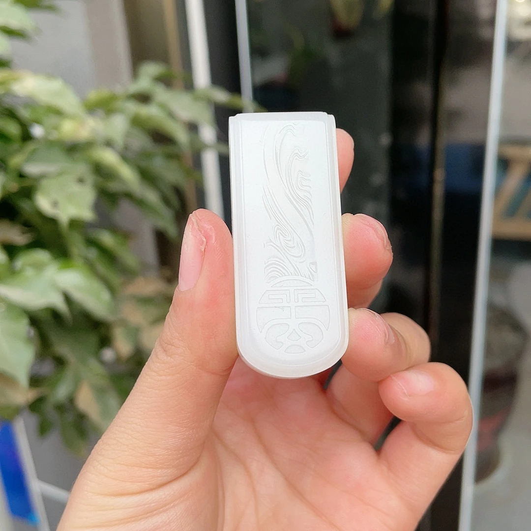 267169玉美人小程和田玉白玉平安牌挂件