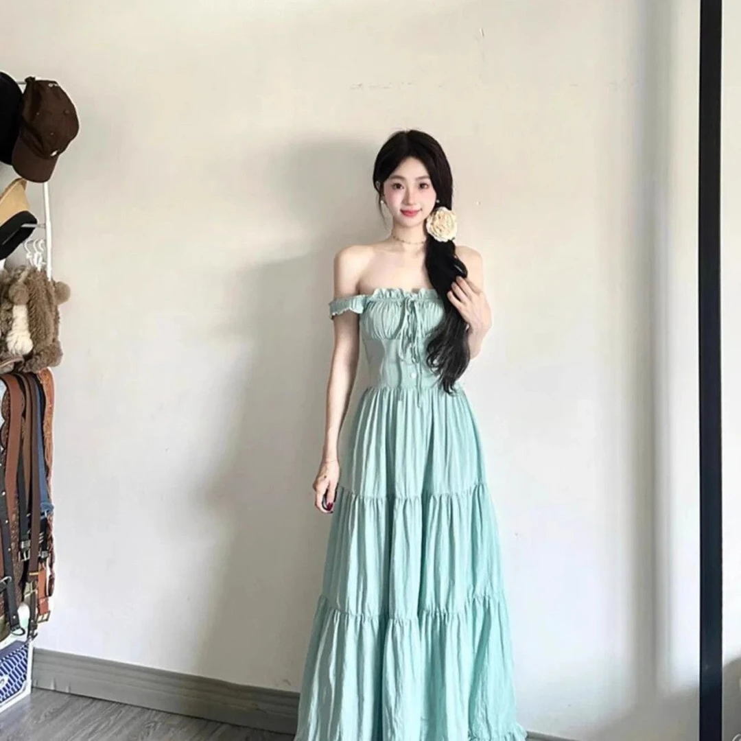 恩呐studio||薄荷奶绿吊带连衣裙女夏法式温柔设计感收腰A字长裙