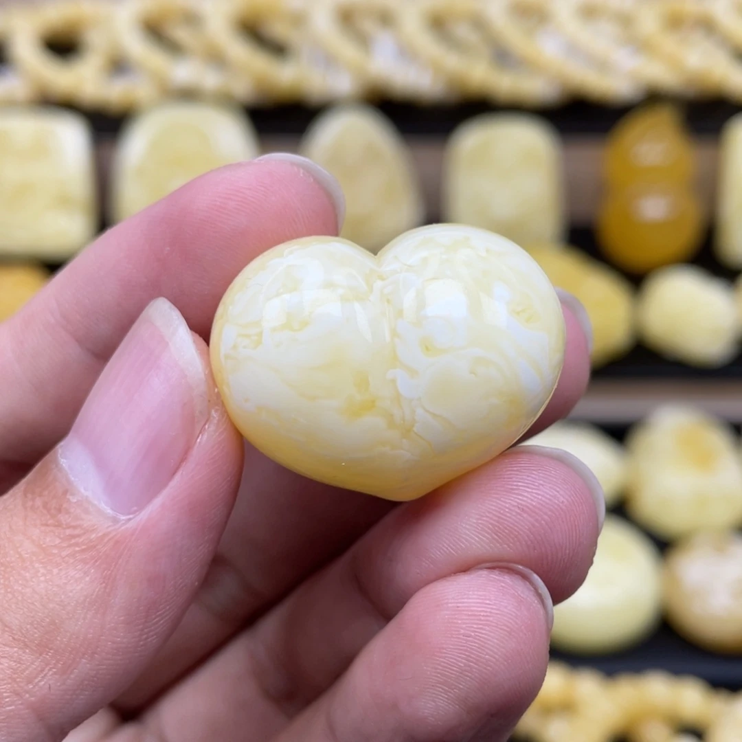 琥珀未镶嵌裸石琥珀蜜蜡