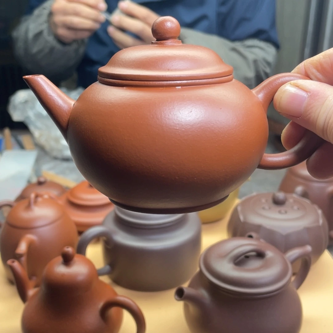 未****紫砂茶杯水平，微瑕