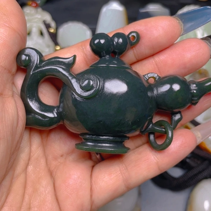 和田玉挂件未镶嵌