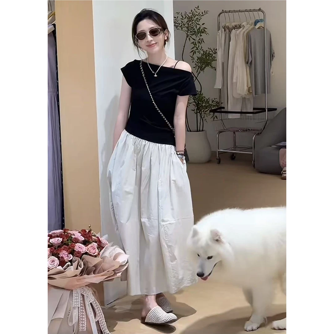 今年流行穿搭一整套2025新款斜肩吊带短袖上衣半身长裙休闲两件套