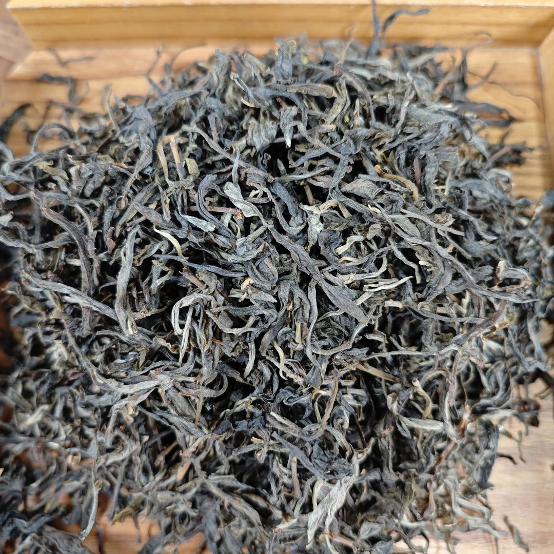 （到手500克）2025年【凤庆.纸山箐.古树】散茶普洱茶