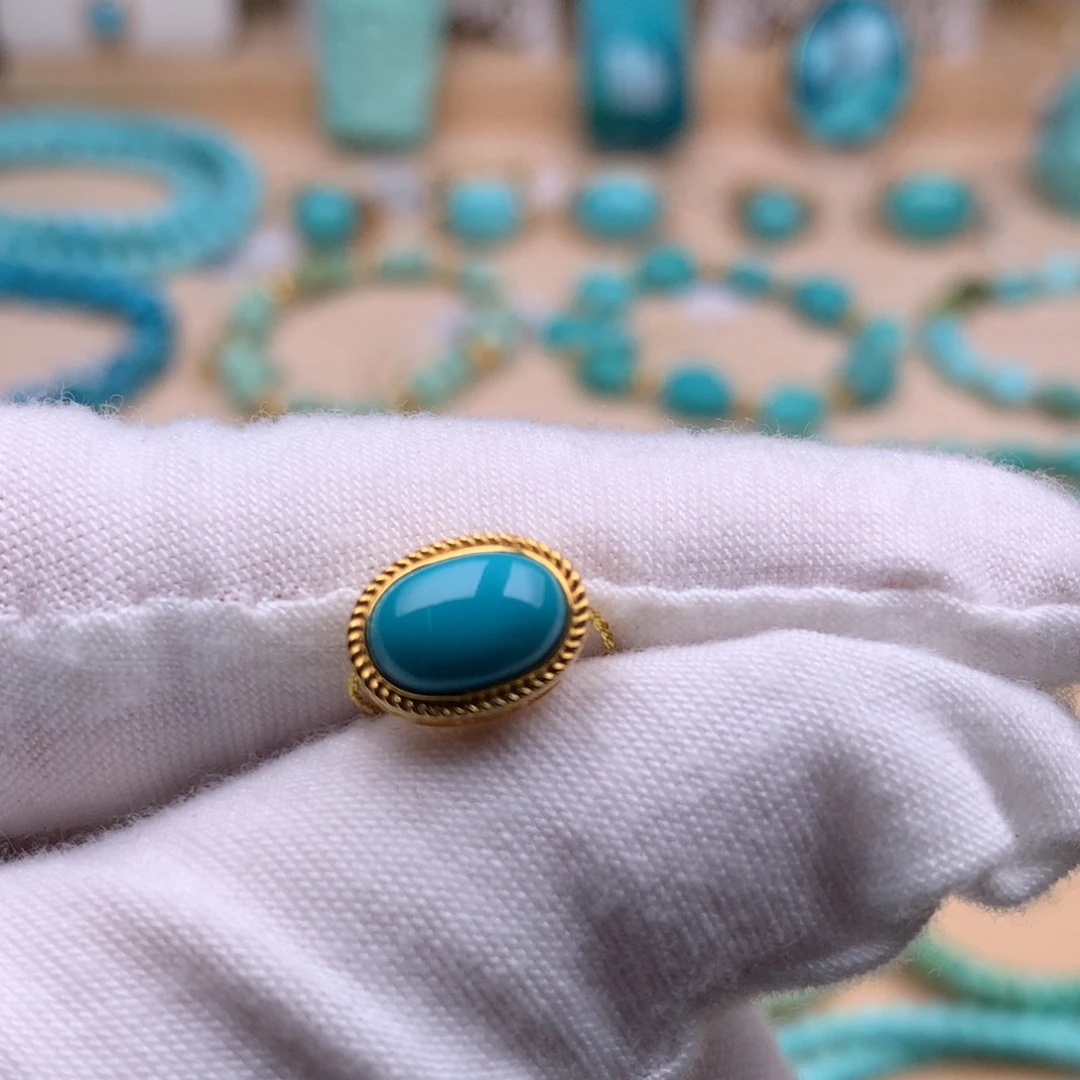 18K金镶嵌绿松石珠宝奇石