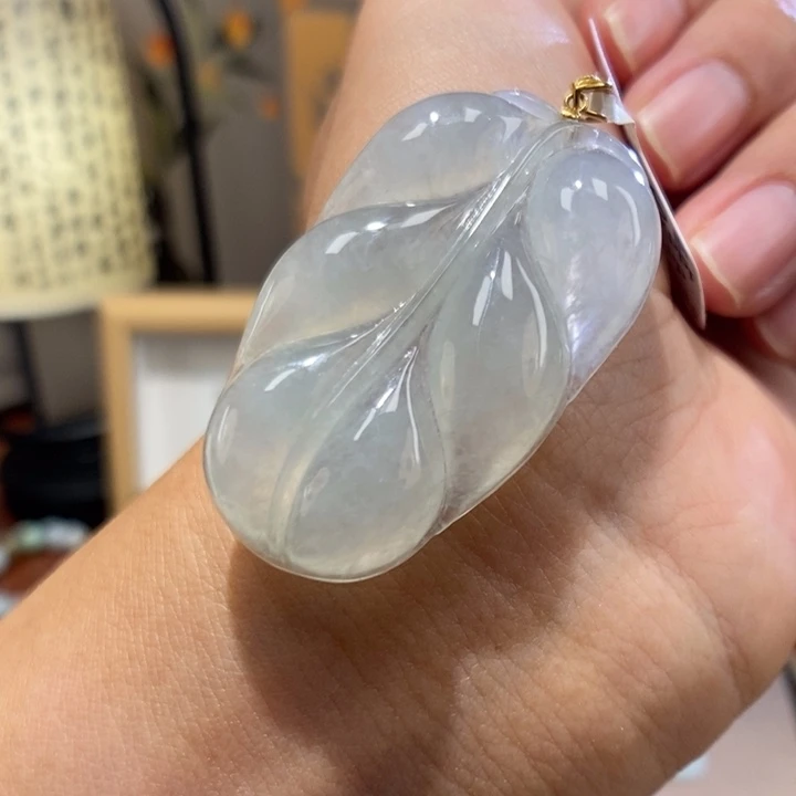 【闪购商品】颈饰18K金镶嵌翡翠60