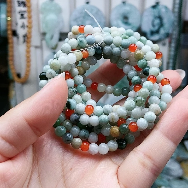 颈饰足铂镶嵌翡翠翡翠