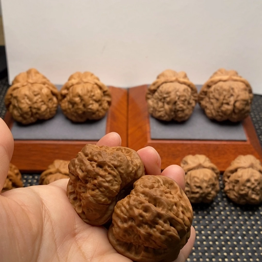 驰***下把件文玩核桃边38左右