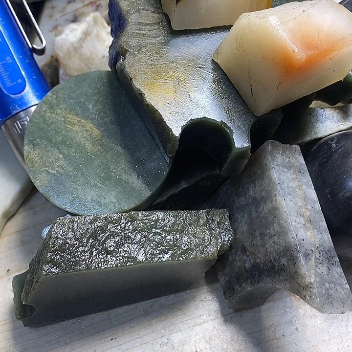 透闪石质玉珠宝半成品未镶嵌坏*叔