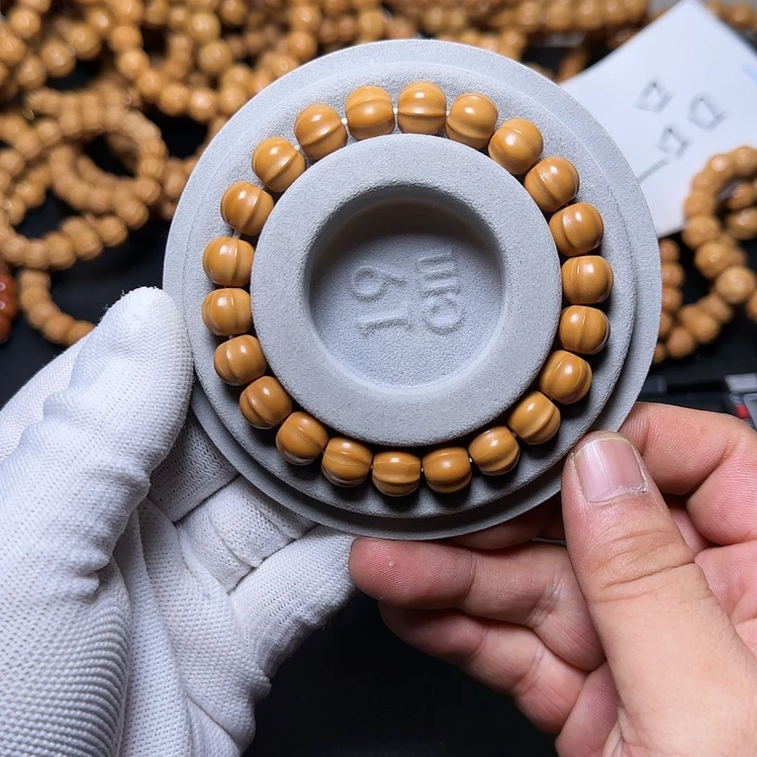 猴头核桃手串鲨鱼鳍11左右36号