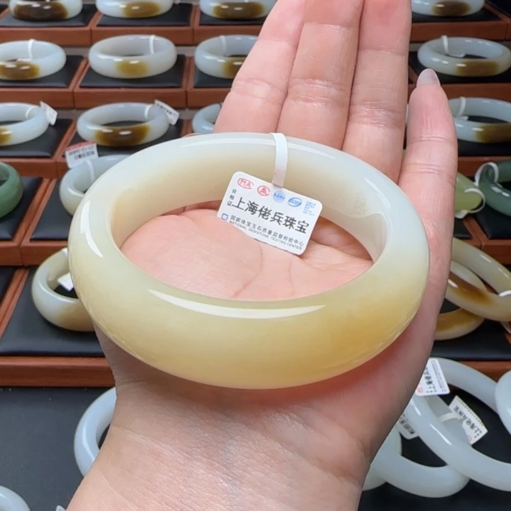 未镶嵌手镯和田玉 60.5蜜糖半山水