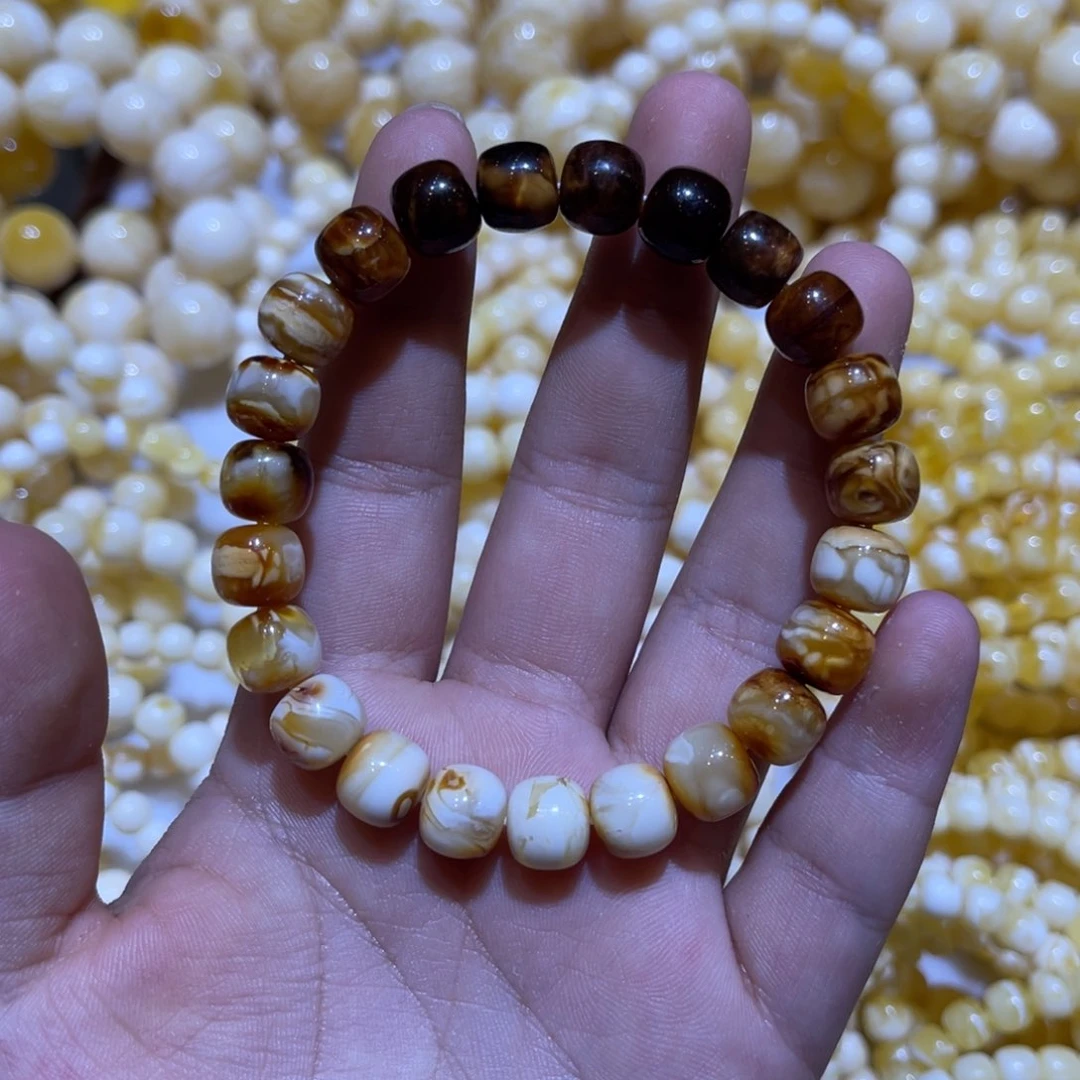 未镶嵌琥珀珠宝奇石
