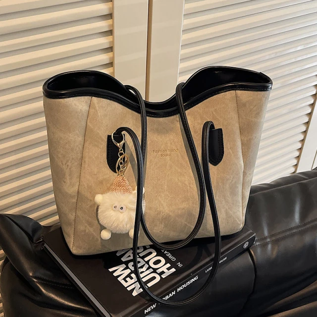 时尚通勤大容量包包女式2025新款春夏季百搭单肩包外出上班托特包