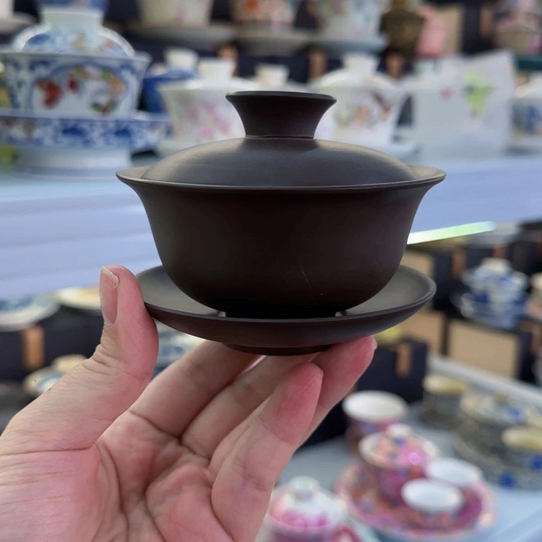 瓷片盖碗很好看很精致