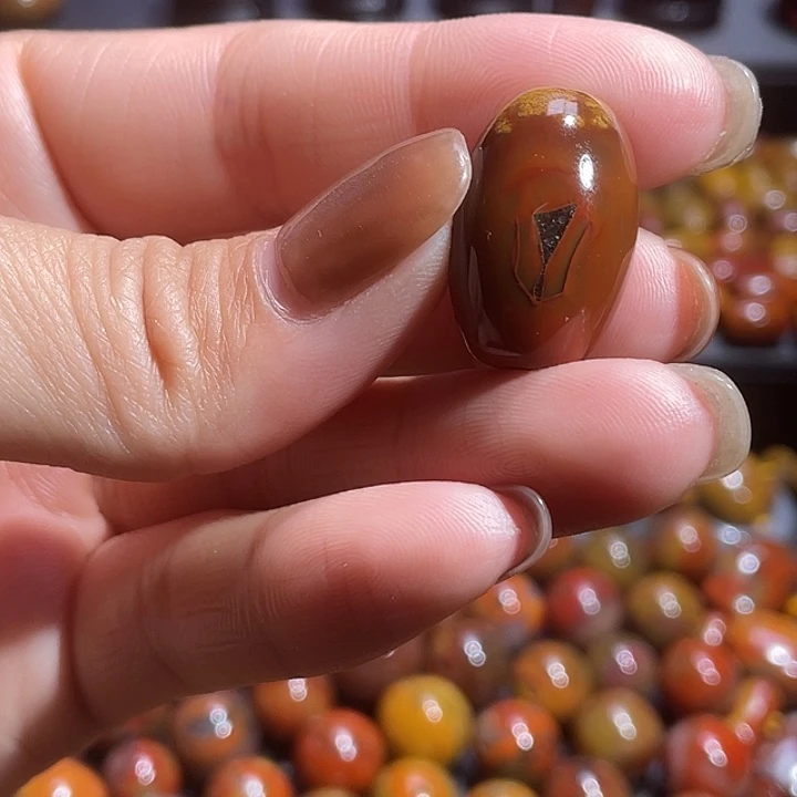 玛瑙/玉髓未镶嵌天然战国红玛瑙玉髓