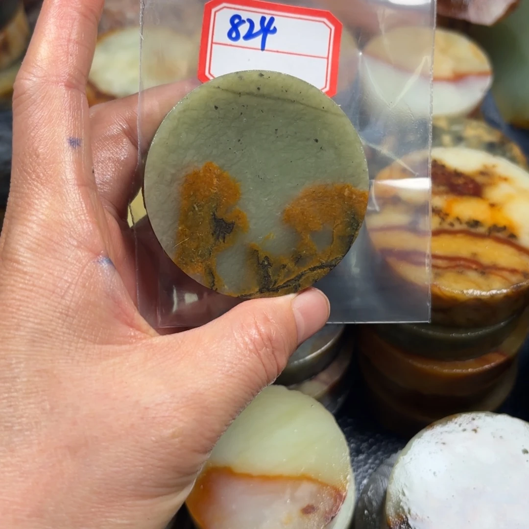 云***铺蛇纹石玉未镶嵌珠宝半成品