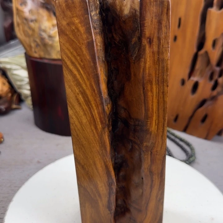 大果紫檀（缅甸花梨）火****红