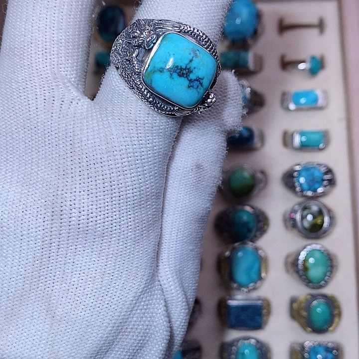 世***峰绿松石银S925镶嵌颈饰