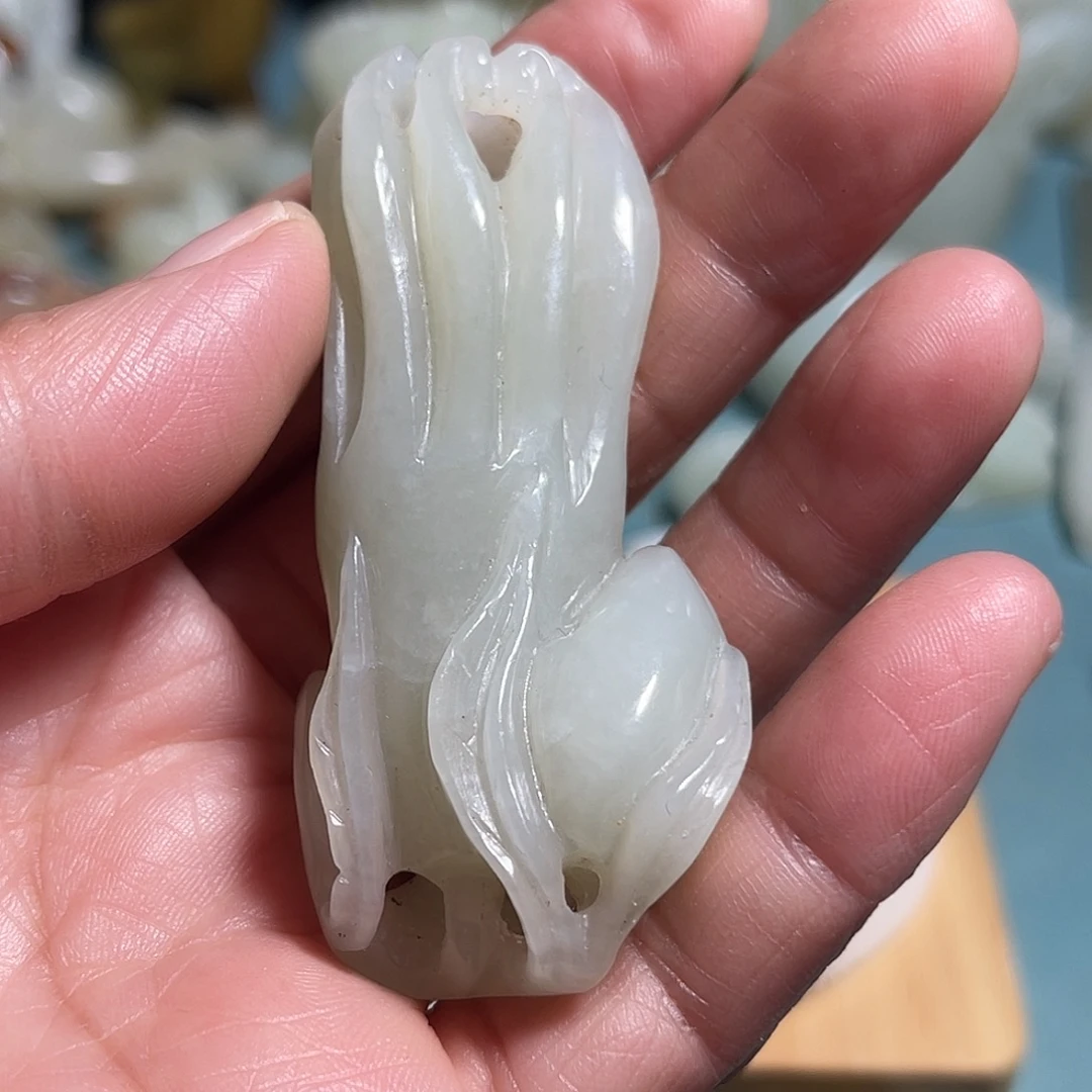 和田玉（糖玉）未镶嵌挂件