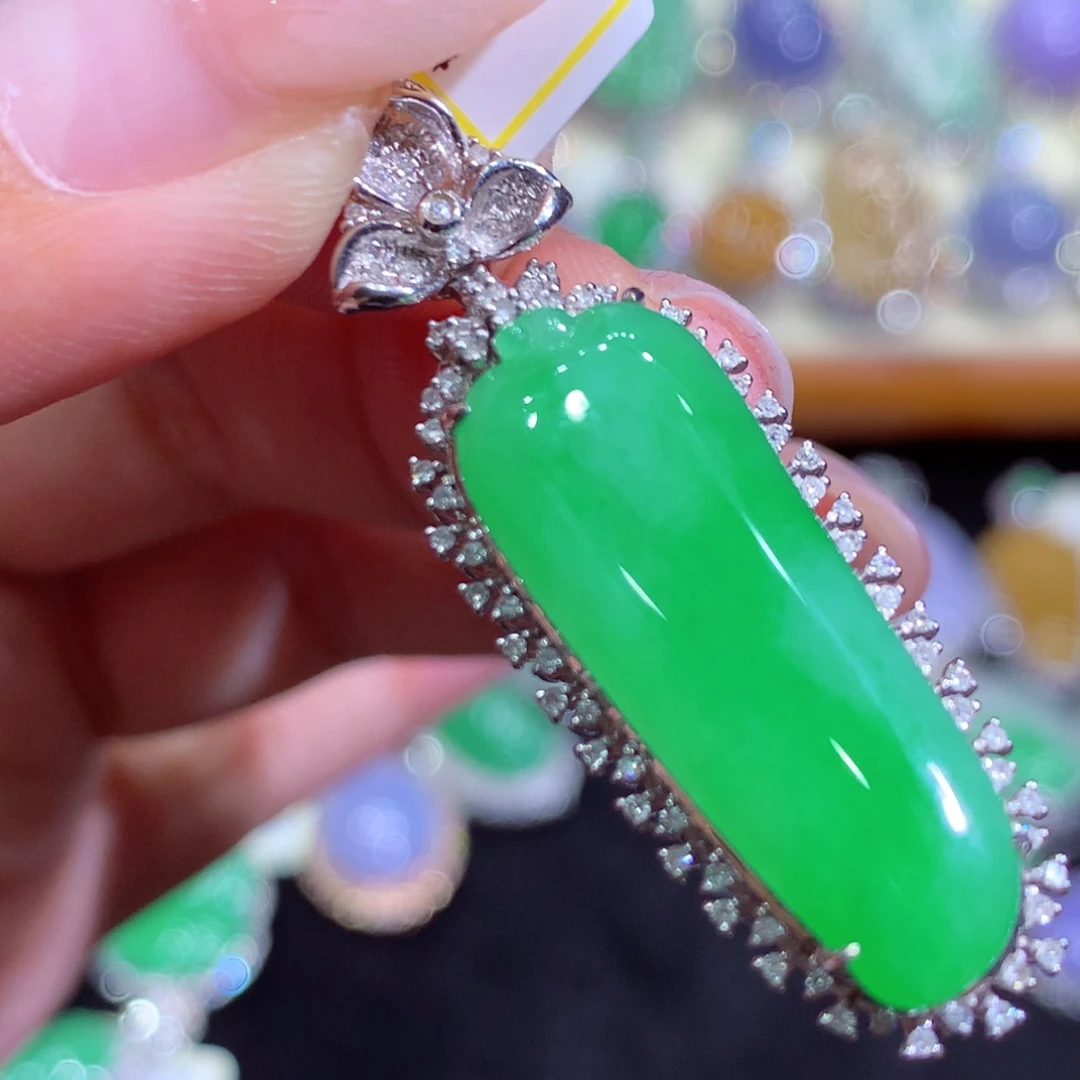 翡翠18K金镶嵌吊坠(不含链)