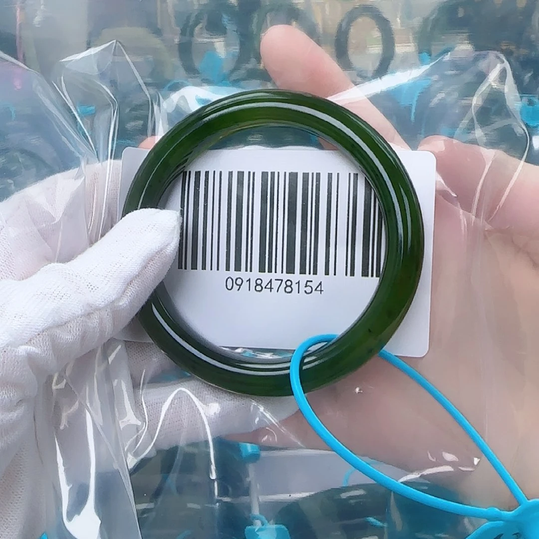 和田玉手镯未镶嵌56