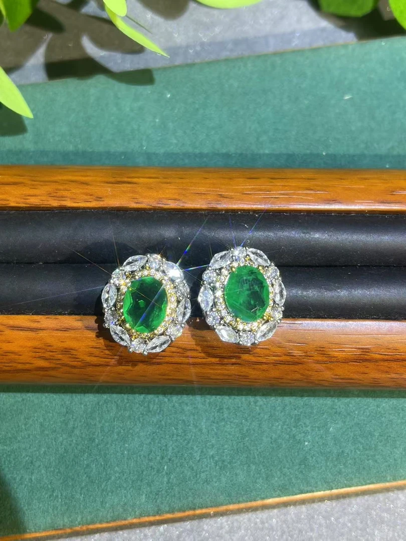 a4011白托绿满镶耳钉多样性发货