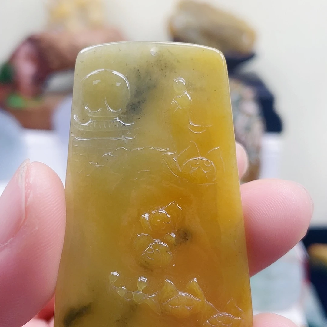 翡翠未镶嵌颈饰2222