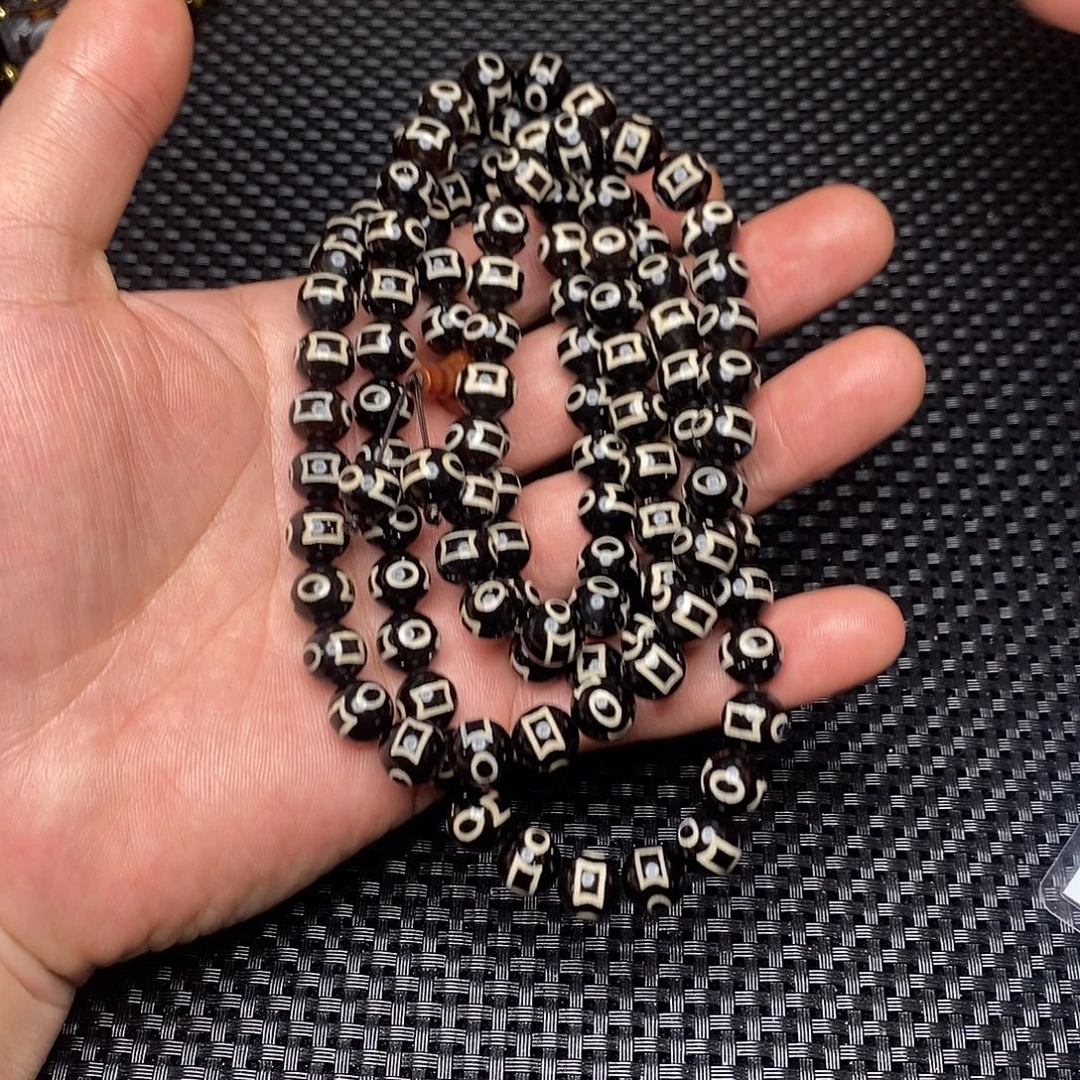 茉***香玛瑙/玉髓未镶嵌手链