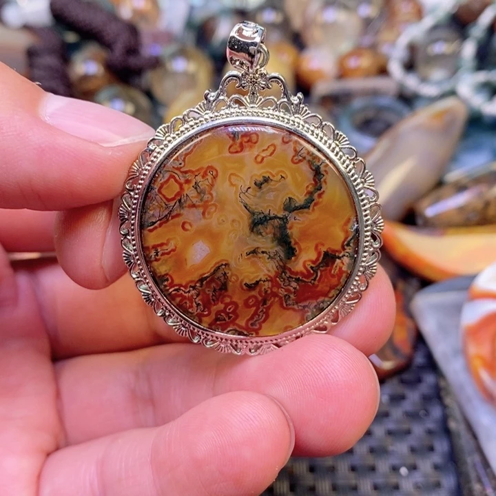 【闪购商品】玛瑙/玉髓颈饰未镶嵌李**