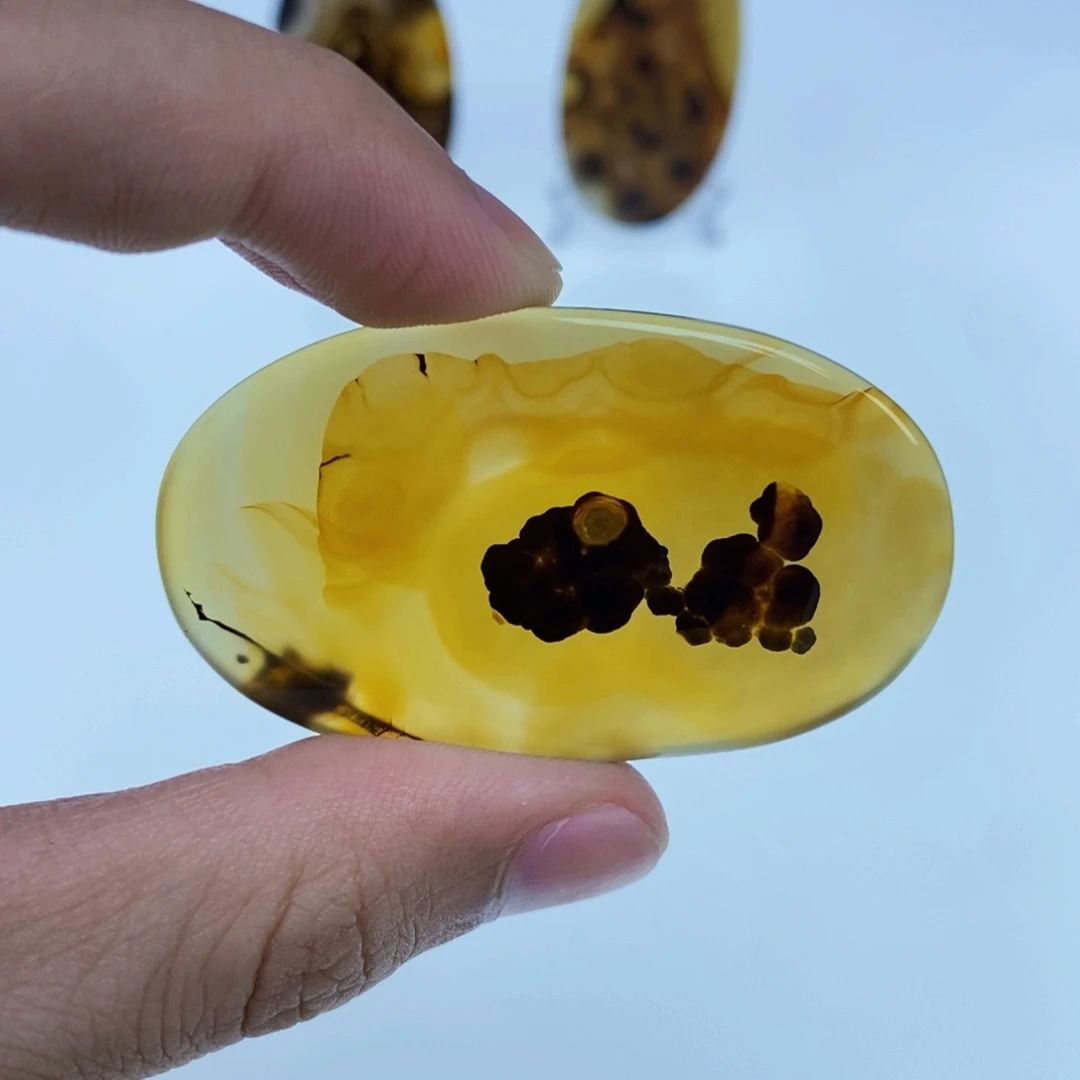 玛瑙/玉髓未镶嵌珠宝半成品