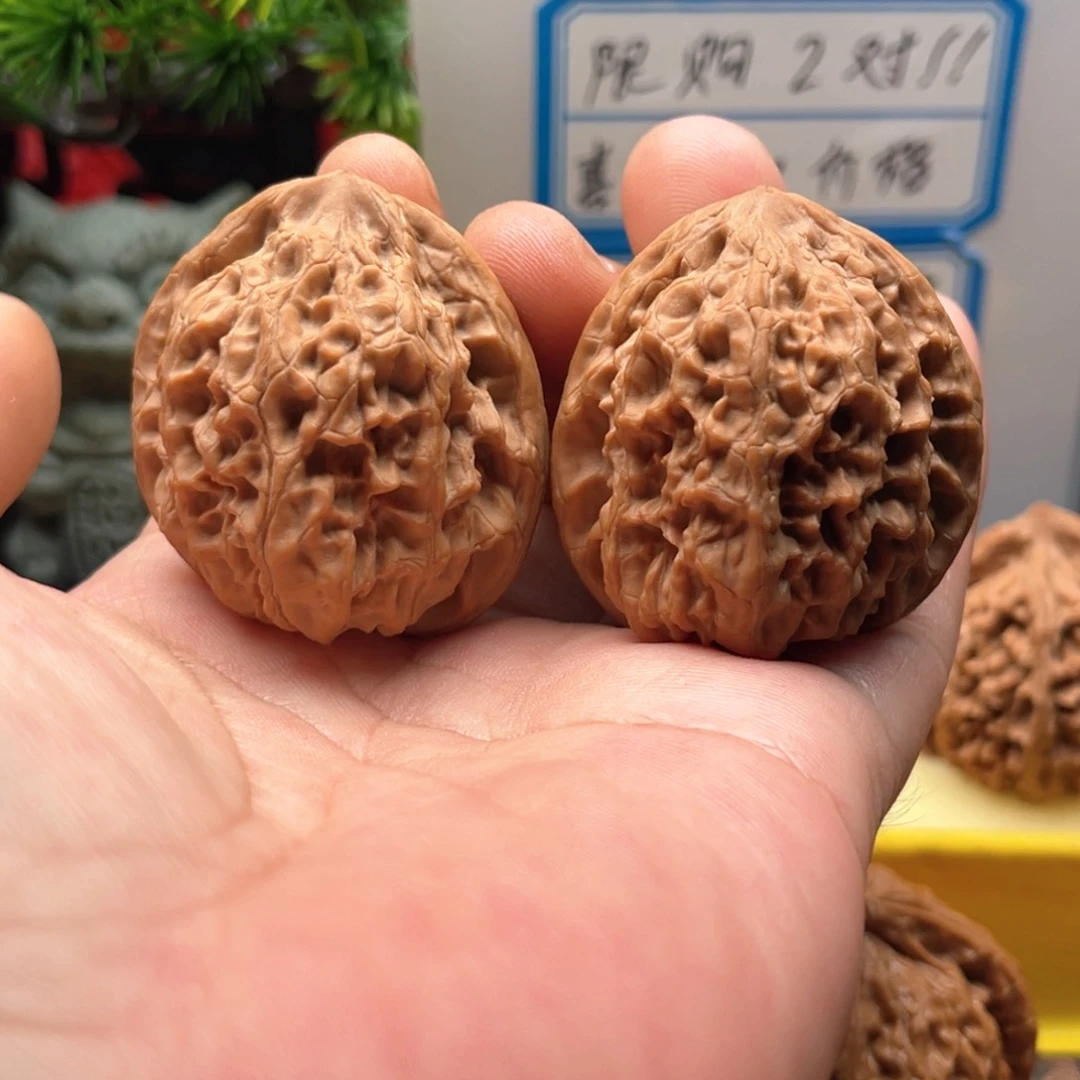 文玩核桃吊坠38野牛