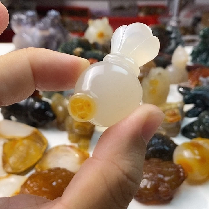 未镶嵌颈饰玛瑙/玉髓