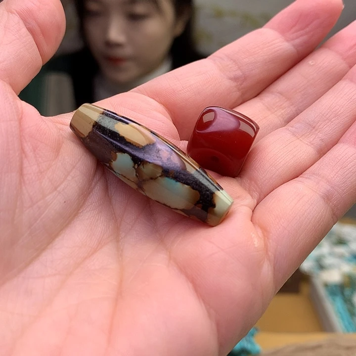 1***8玛瑙/玉髓未镶嵌原矿