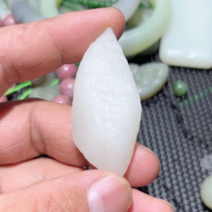 和田玉（白玉）未镶嵌珠宝半成品