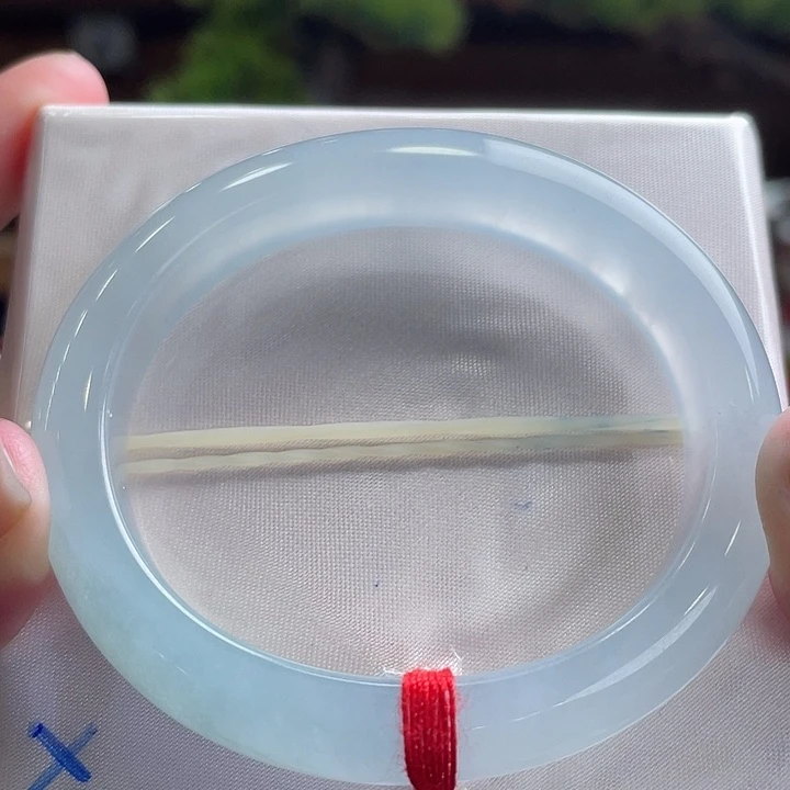 翡翠未镶嵌手镯51.2冰胶天空蓝贵妃