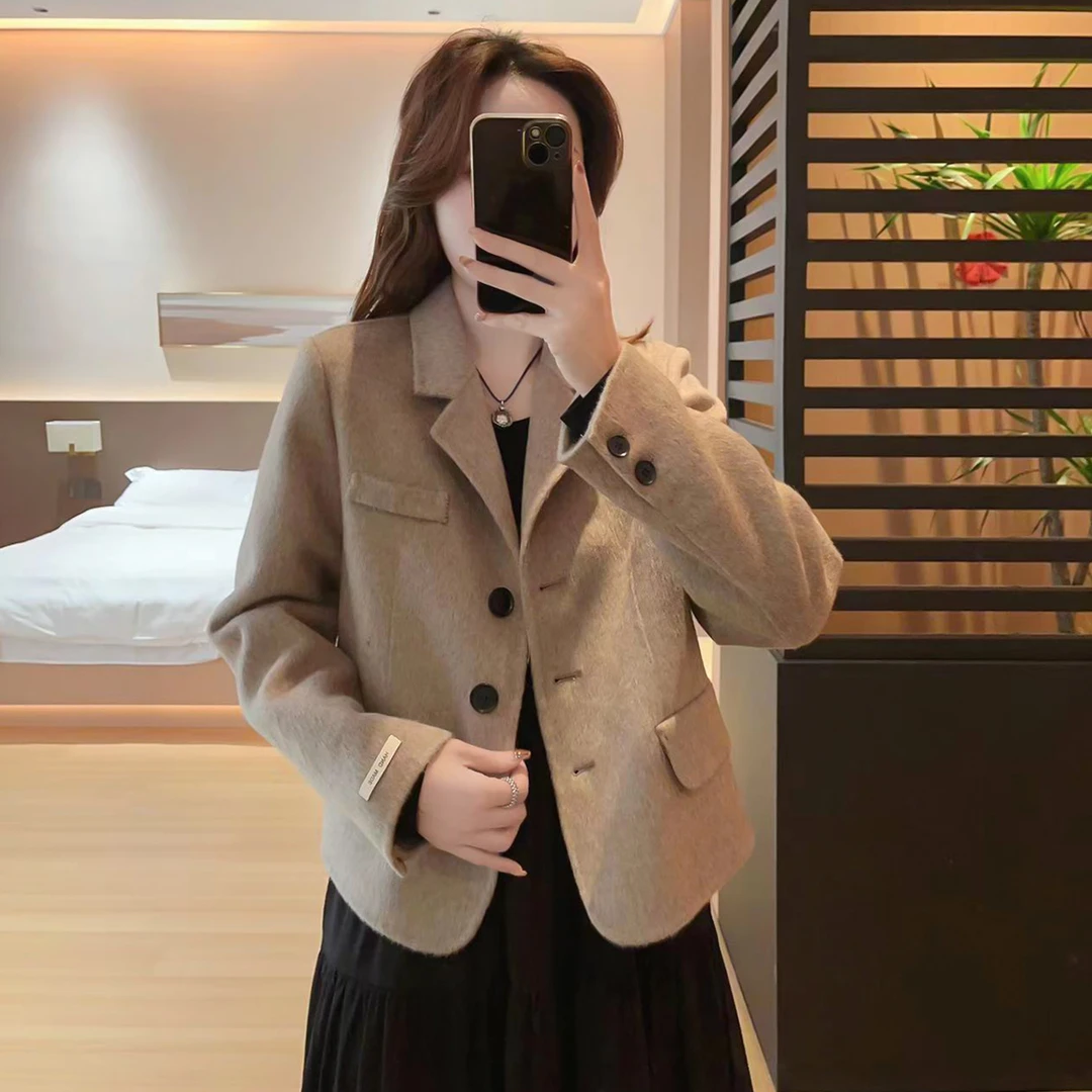 复古风通勤气质秋冬新款欧货女装西装领短款羊毛外套W23018