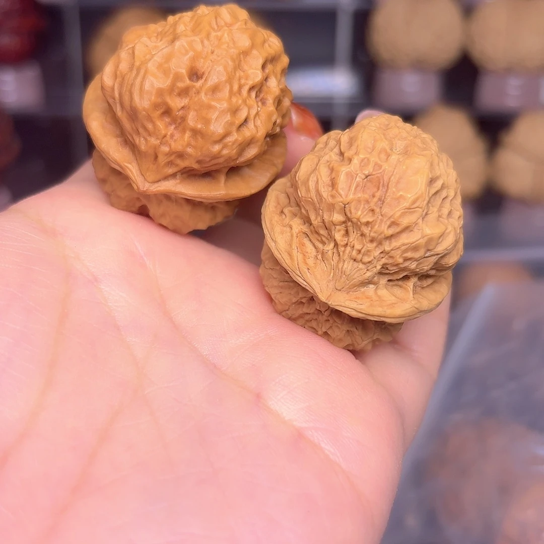 文玩核桃把件16号车放漏40尺寸双色蛙