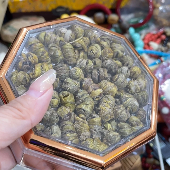 盖碗茶色的小姐姐们都是在一起