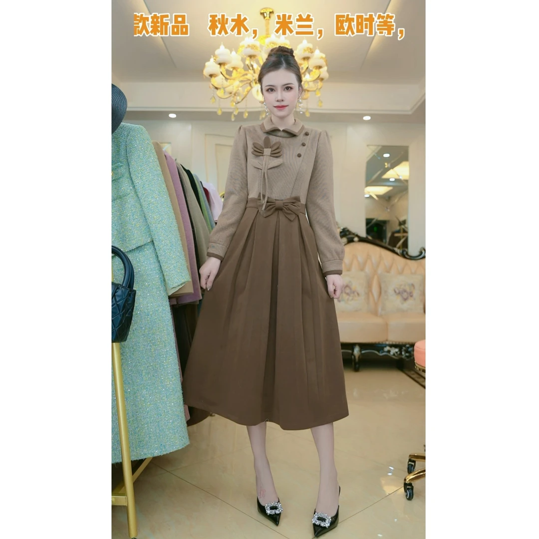 梦想服饰2024秋冬高端洋气质POLO领高级感收腰裙子6004