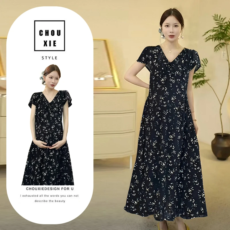 2025孕妇装裙子夏款设计感遮肚A版圆领重工刺绣孕妇连衣裙中长款