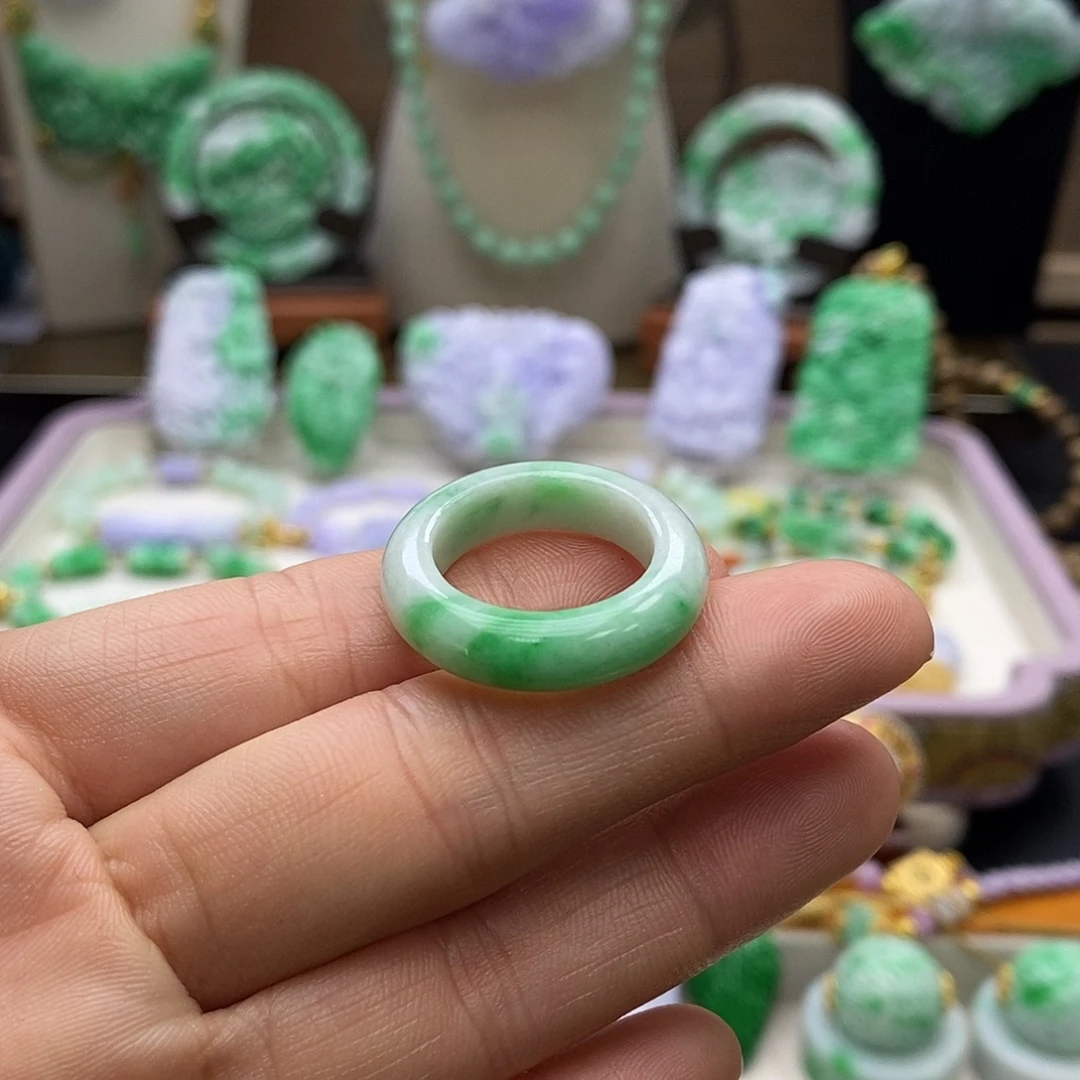 翡翠未镶嵌颈饰天然