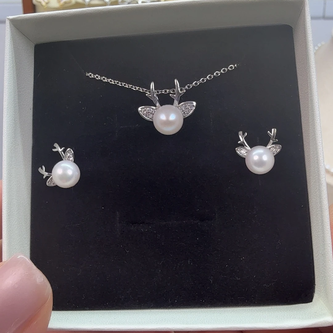 淡水珍珠耳饰未镶嵌